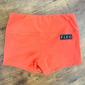 Fleo Booty Shorts - Medium